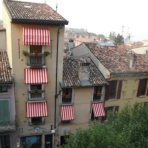  Bed & Breakfast The Tower Of The Old King Italia